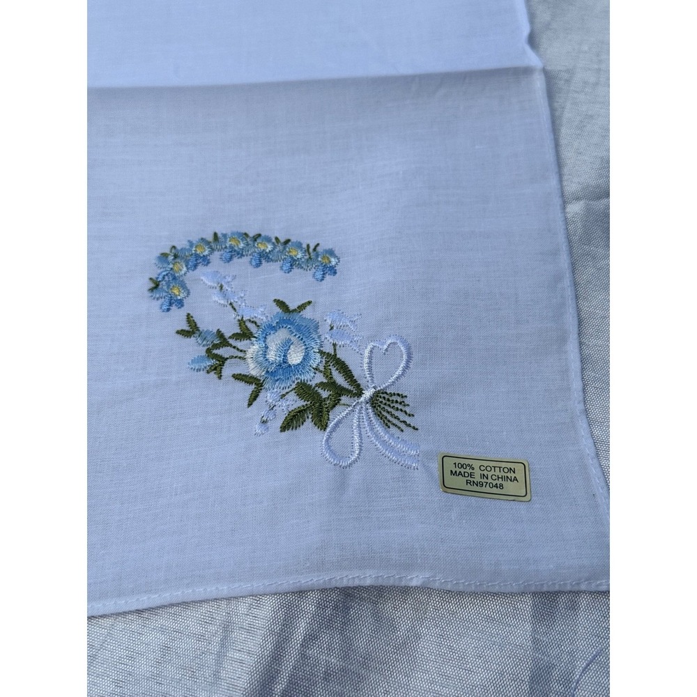 Vermont Country Store Women's Cotton Handkerchiefs 12 Pack Floral Blue 11x11 - Picture 3 of 13